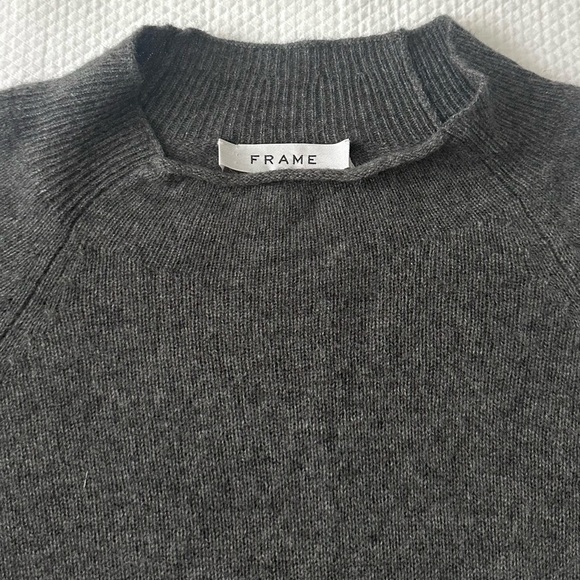 FRAME 100% Cashmere Split-Hem Sweater - Dark Gris Heather M - Picture 4 of 8